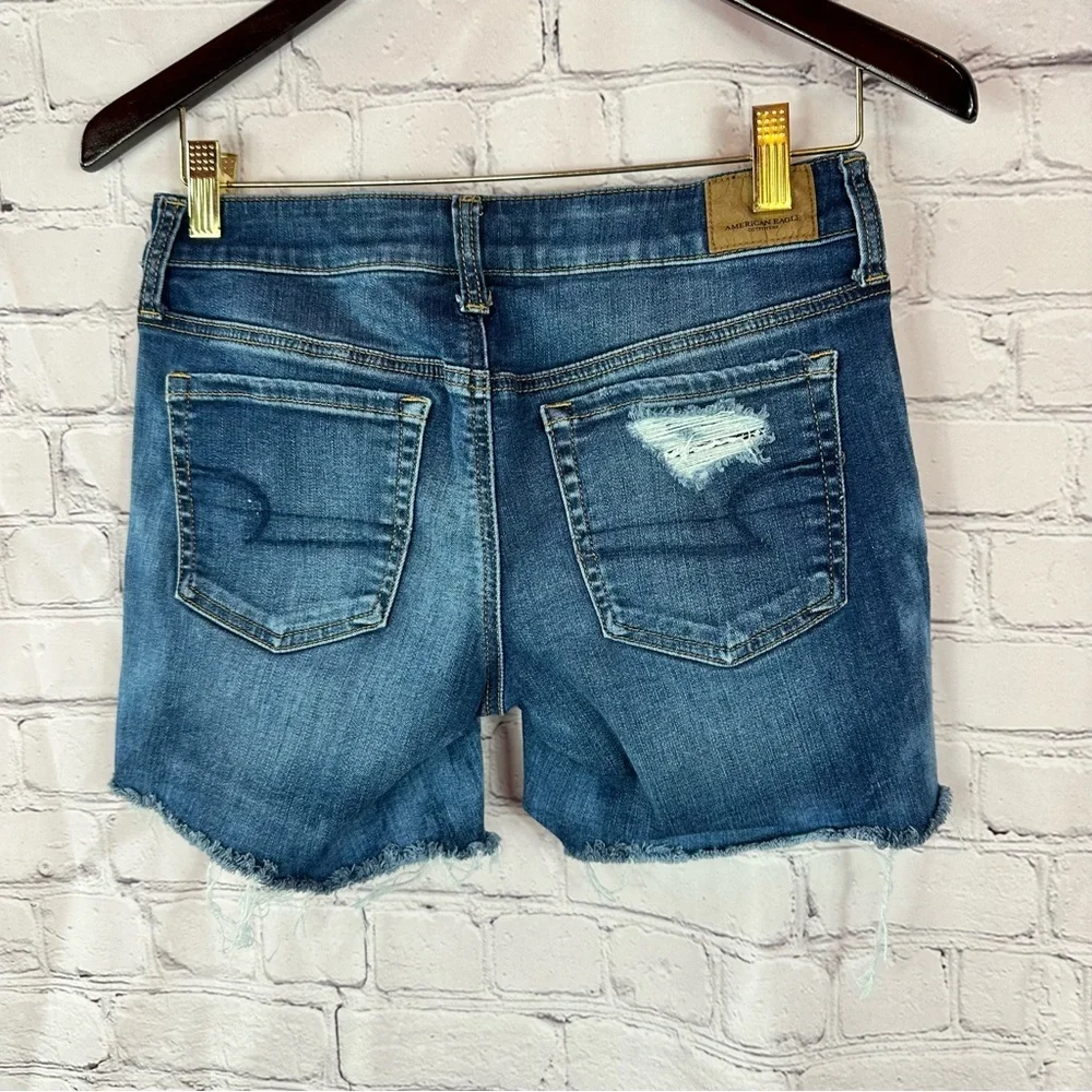 American Eagle Outfitters Women 4 midi Ripped denim Shorts distressed cutoff